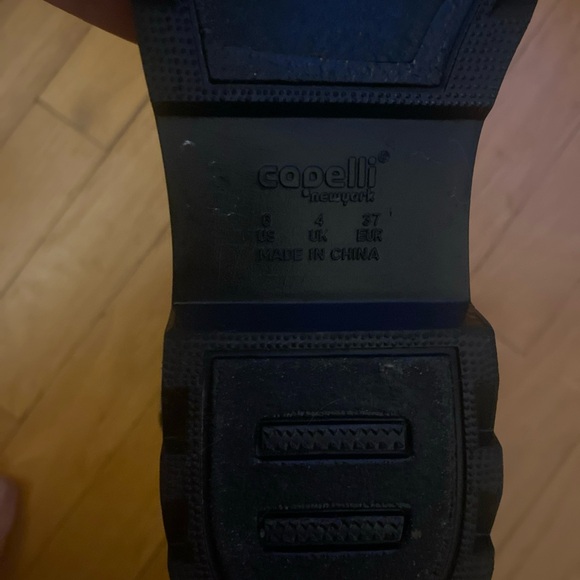 Capelli Rain Boots Black and Gray Floral Design Size~ 6 - Picture 3 of 3